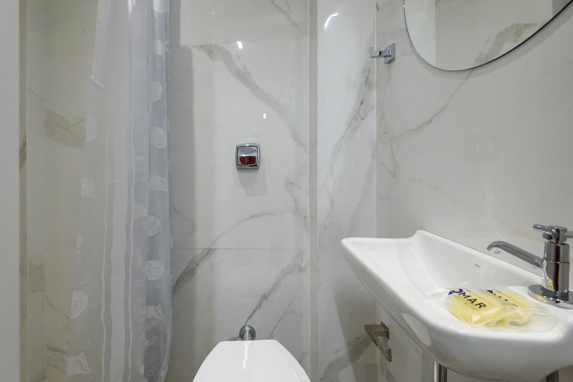 Apartamento Omar Do Rio: Moderno 3qts A 130m Da De Ipanema E 60m Do Metrô General Osório, C/ Internet 400mbps, Smart Tv, Workstation E Máquina Lava&seca *