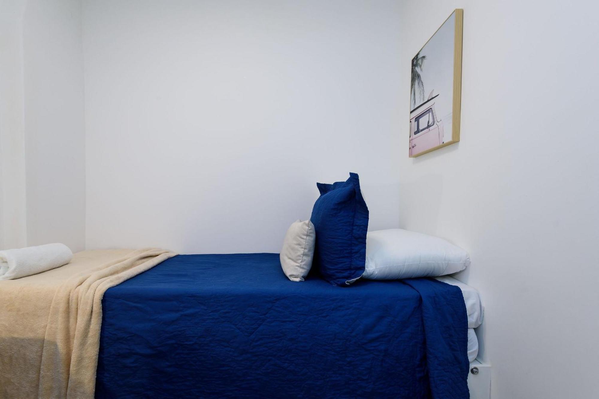 Apartamento Omar Do Rio: Moderno 3qts A 130m Da De Ipanema E 60m Do Metrô General Osório, C/ Internet 400mbps, Smart Tv, Workstation E Máquina Lava&seca